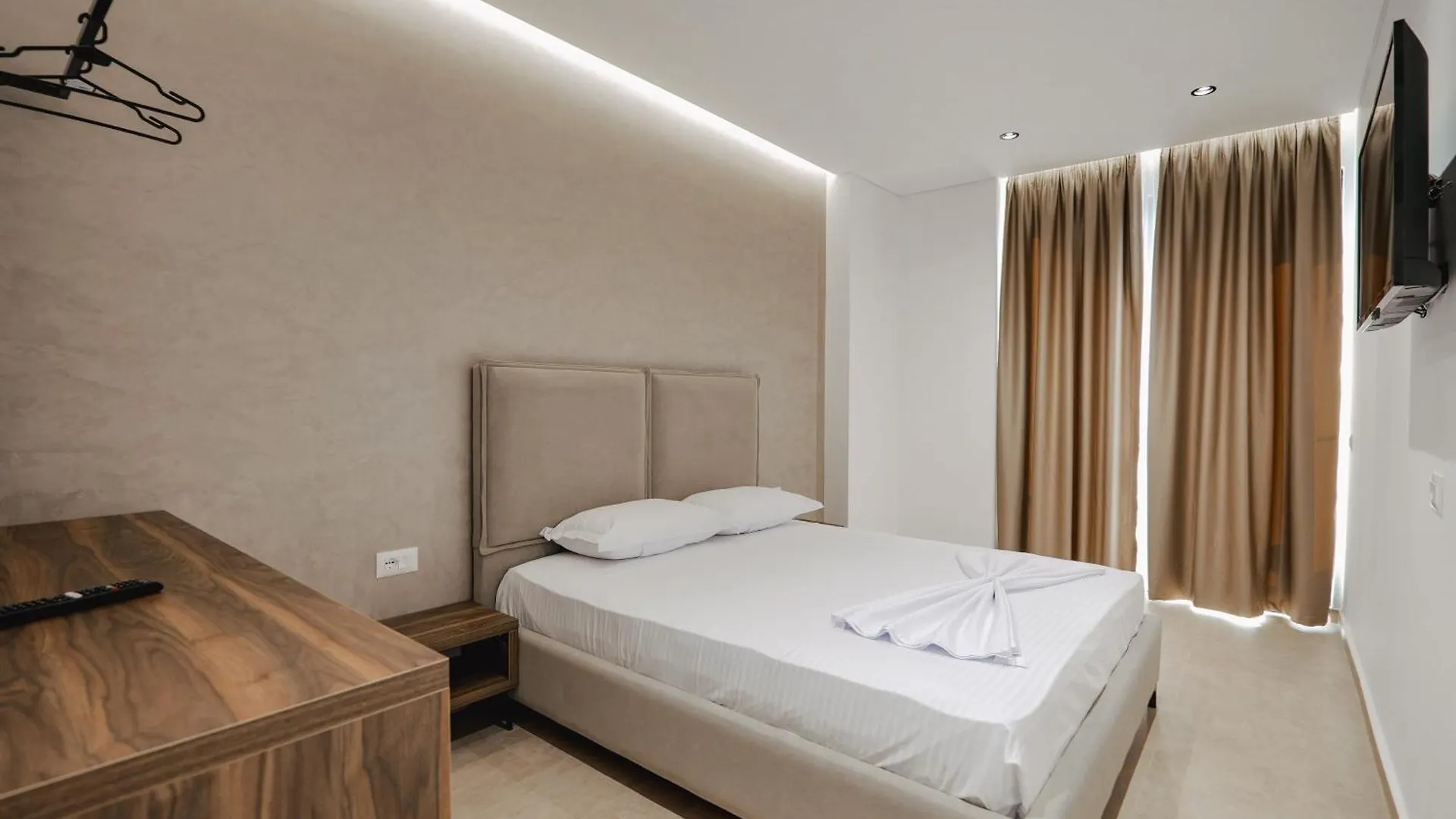 Sunlight Hotel Ksamil